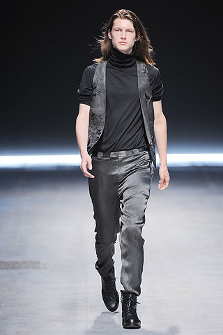 Costume National / - 2010